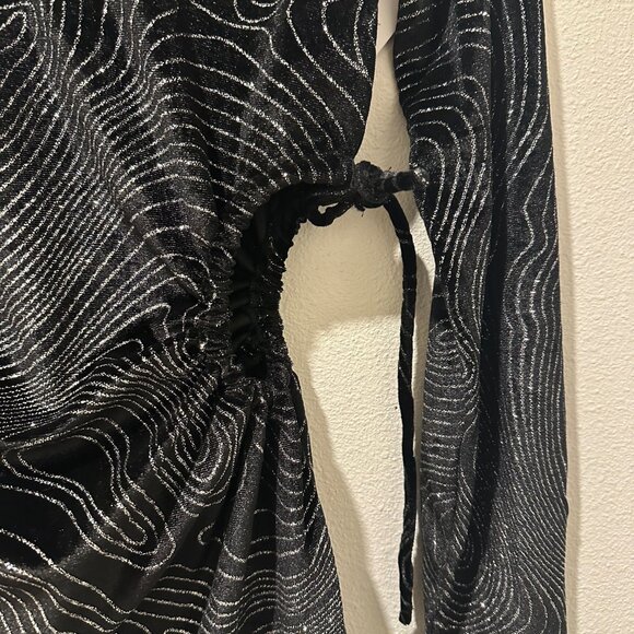 🎀H&M Divided Black Swirl Sparkly Mini Dress - Black - Picture 3 of 9